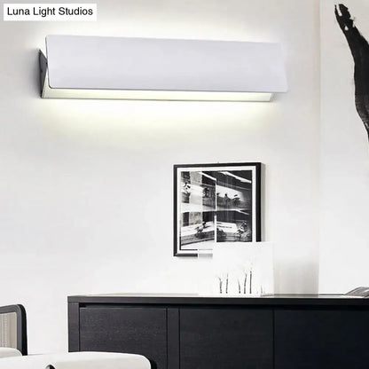 Modern white linear led wall light outdoor direct wired electric
