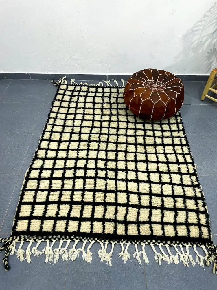 Handmade beni ouarain black & cream rug – living room grid decor