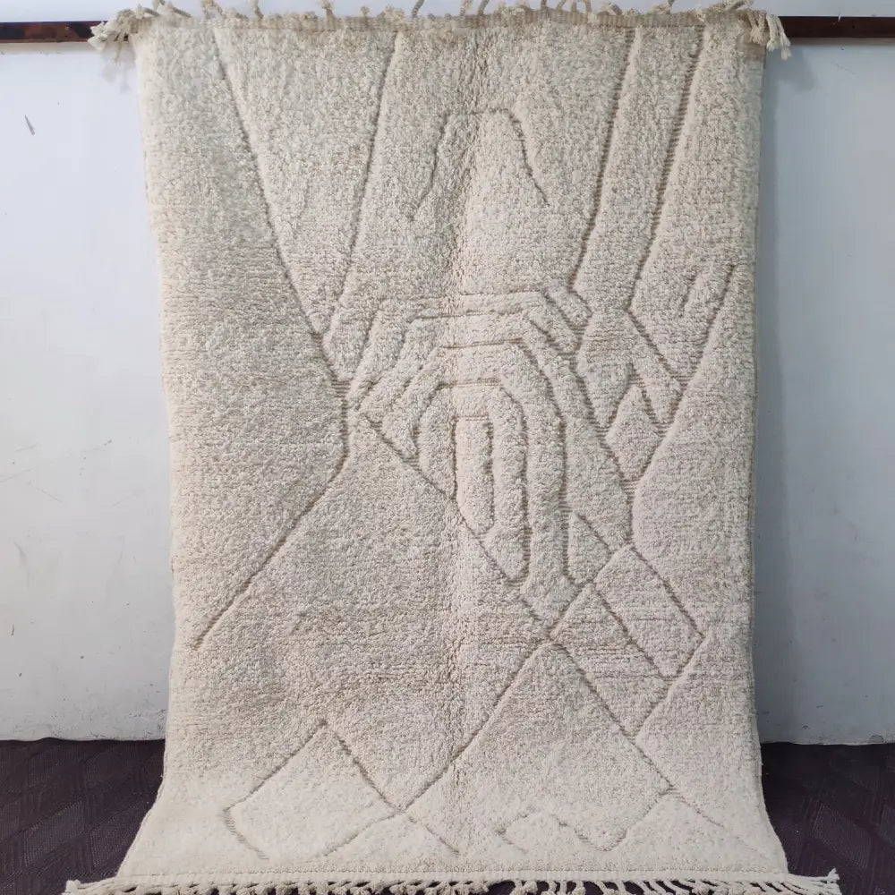 Handmade cream beni ouarain rug – living room plush wool carpet