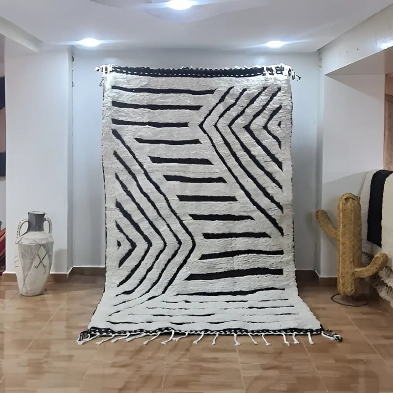 Authentic moroccan beni ourain rug black & white living room decor