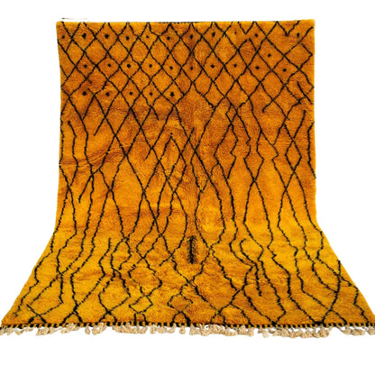Moroccan handmade cream & dark green beni ouarain rug bedroom decor