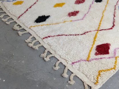 Cream moroccan handmade azilal rug – living room geometric decor