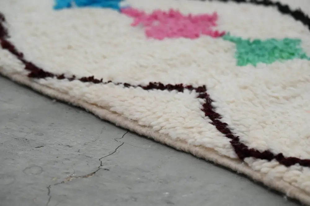 Beige geometric handmade moroccan azilal rug bedroom decor