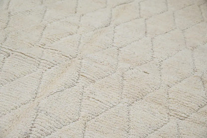 Handmade moroccan azilal cream wool diamond rug for living room