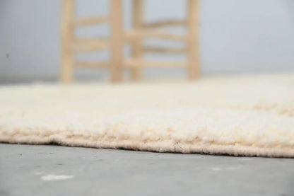 Handmade moroccan azilal cream wool diamond rug for living room