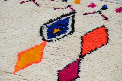 Handmade moroccan azilal rug beige multi bedroom geometric decor