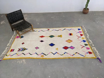 Beige moroccan handmade azilal rug – living room geometric decor