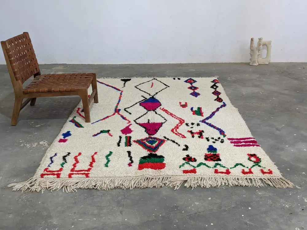 Moroccan handmade geometric beige wool rug – living room decor