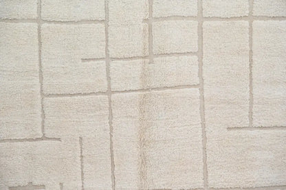 Handmade moroccan beni ouarain beige geometric rug bedroom decor