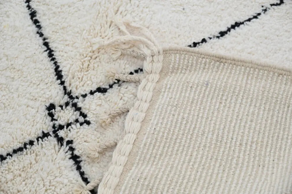 Handmade moroccan beni ouarain carpet cream & black living room rug