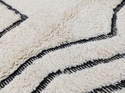 Handmade beni ouarain rug cream & black geometric living room decor