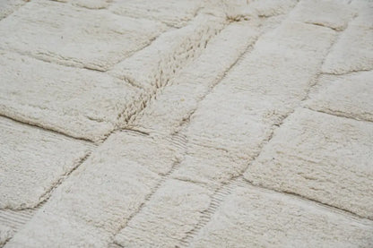Traditional beige beni ouarain rug living room stone pattern wool