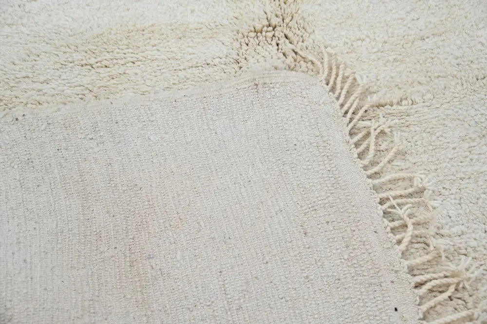 Handwoven cream beni ouarain rug living room moroccan handmade decor