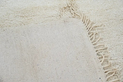 Handwoven cream beni ouarain rug living room moroccan handmade decor