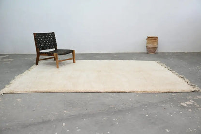 Handwoven cream beni ouarain rug living room moroccan handmade decor