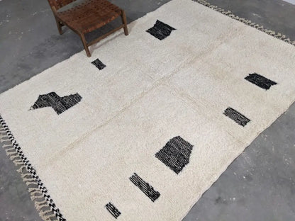 Beni ouarain moroccan handmade cream & black living room rug