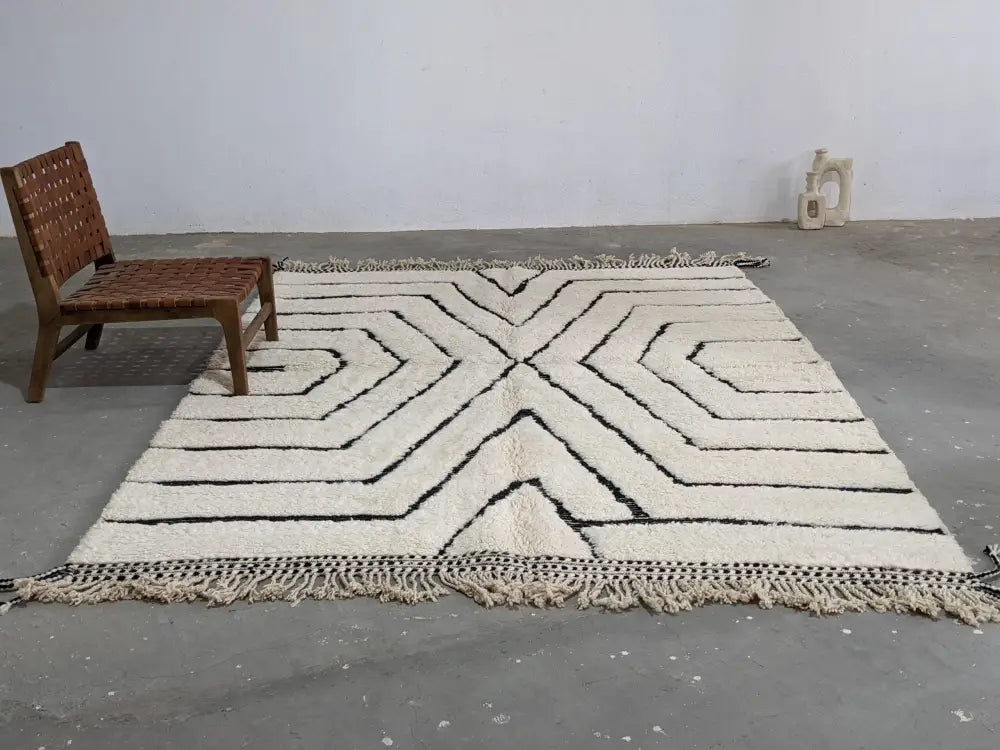 Handmade beni ouarain rug cream & black living room carpet