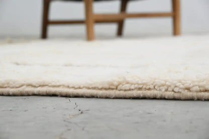 Handmade beige & dark brown beni ouarain rug bedroom geometric decor