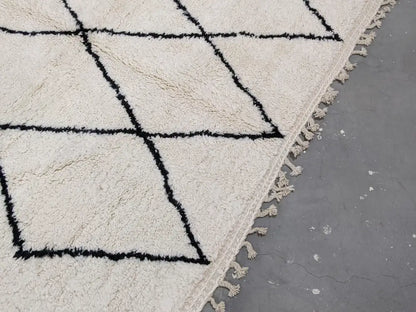 Handmade beni ouarain moroccan rug cream & black living room carpet