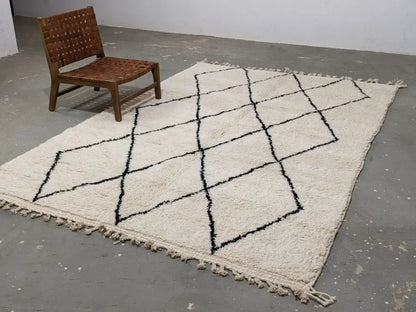 Handmade beni ouarain moroccan rug cream & black living room carpet