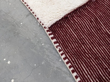 Handmade beni ouarain cream & burgundy wool rug living room decor