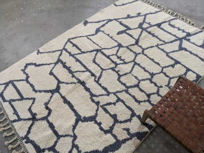 Handmade beige & navy beni ouarain rug living room wool decor