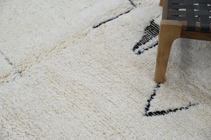Handmade beni ouarain rug cream & black living room wool decor