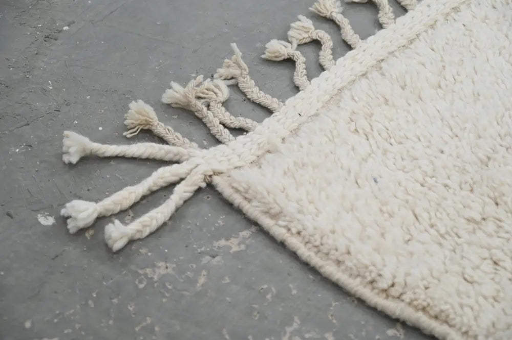 Handmade beni ouarain rug cream & black living room wool decor