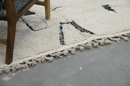 Handmade beni ouarain rug cream & black living room wool decor