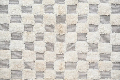 Handmade beige & taupe checkered beni ouarain rug living room decor
