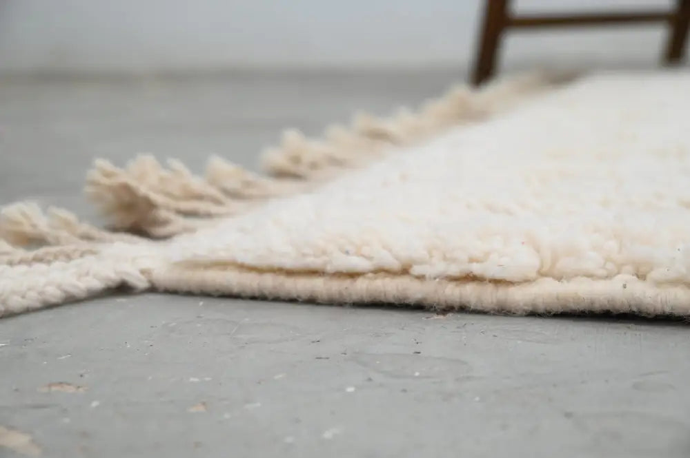 Handmade beni ouarain rug cream wavy wool carpet for living room
