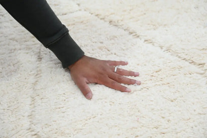 Handmade moroccan beni ouarain rug cream living room wool decor
