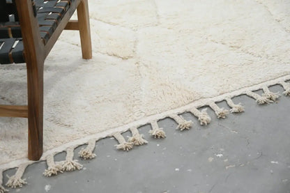 Handmade moroccan beni ouarain rug cream living room wool decor