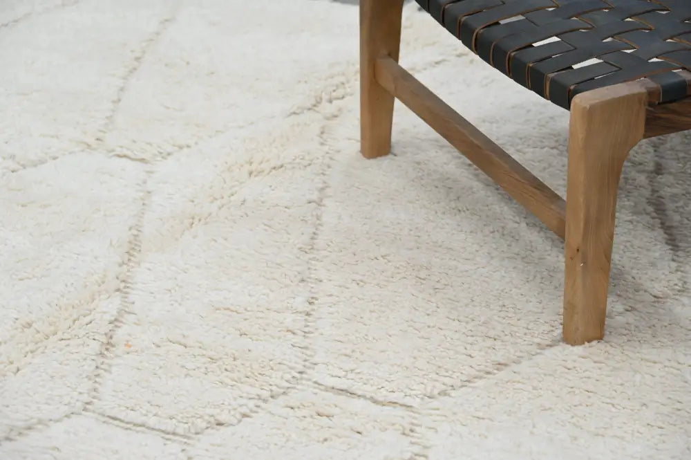 Handmade moroccan beni ouarain rug cream living room wool decor
