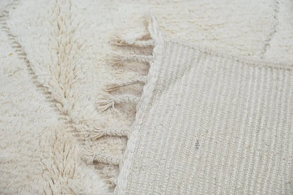 Handmade moroccan beni ouarain rug cream living room wool decor