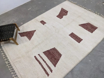 Handmade beige & rust beni ouarain rug bedroom moroccan decor