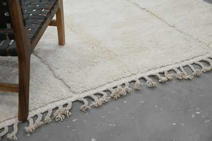 Handmade beige geometric beni ouarain rug bedroom wool decor