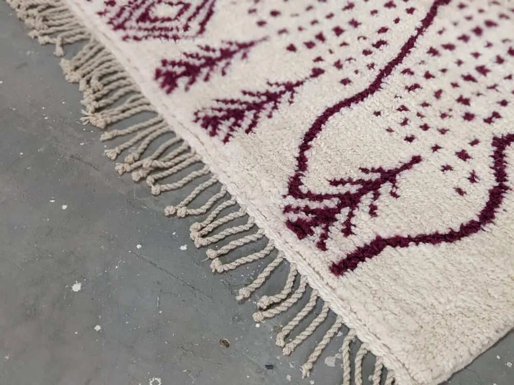 Handmade beige & burgundy beni ouarain rug living room wool decor