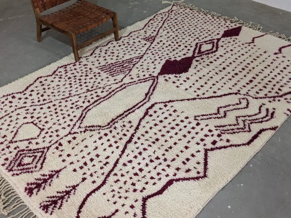 Handmade beige & burgundy beni ouarain rug living room wool decor