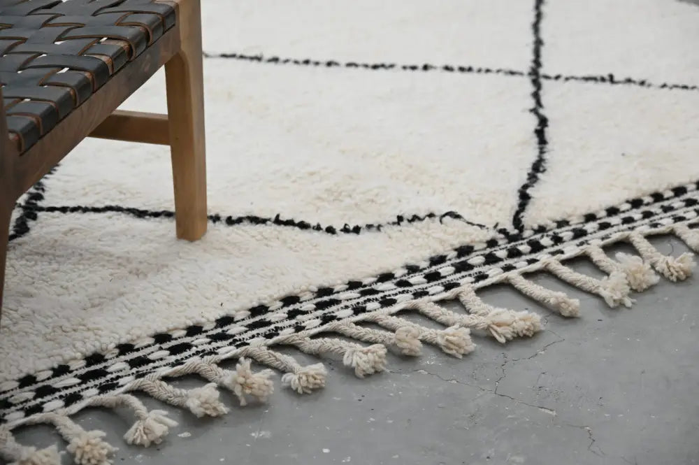 Handmade beni ouarain rug cream & black living room carpet