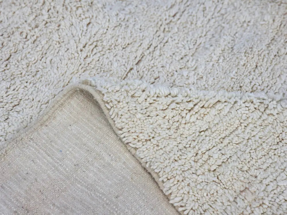 Handmade off white beni ouarain rug bedroom plush wool decor