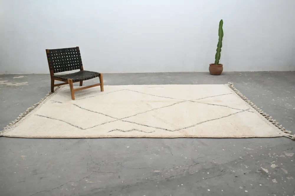 Handmade beige & black beni ouarain rug living room berber decor