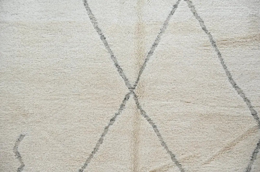 Handmade beige & black beni ouarain rug living room berber decor