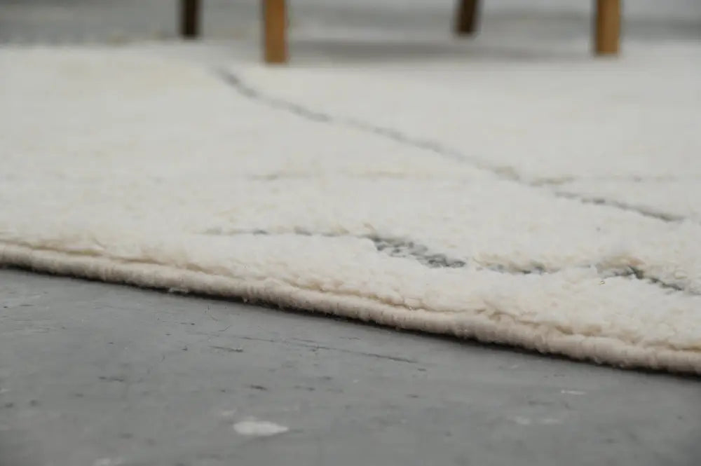 Handmade beige & black beni ouarain rug living room berber decor