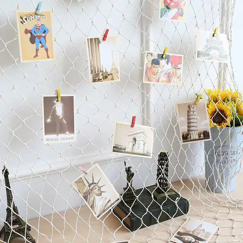 Nautical theme beige & navy blue fishing net wall decor living room