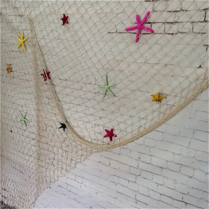 Nautical theme beige & navy blue fishing net wall decor living room
