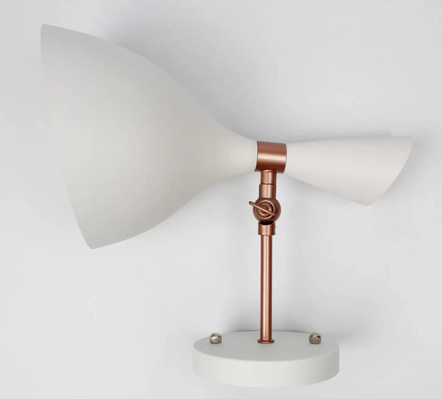 DecorBites™ Nordic Plug-In Wall Sconce