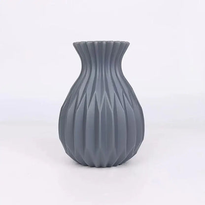 Glossy ribbed plastic flower vase set for living room decor