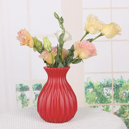 Glossy ribbed plastic flower vase set for living room decor