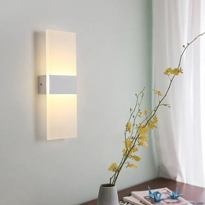 DecorBites™ Rechargeable Dimmable Wall Light by Rikard